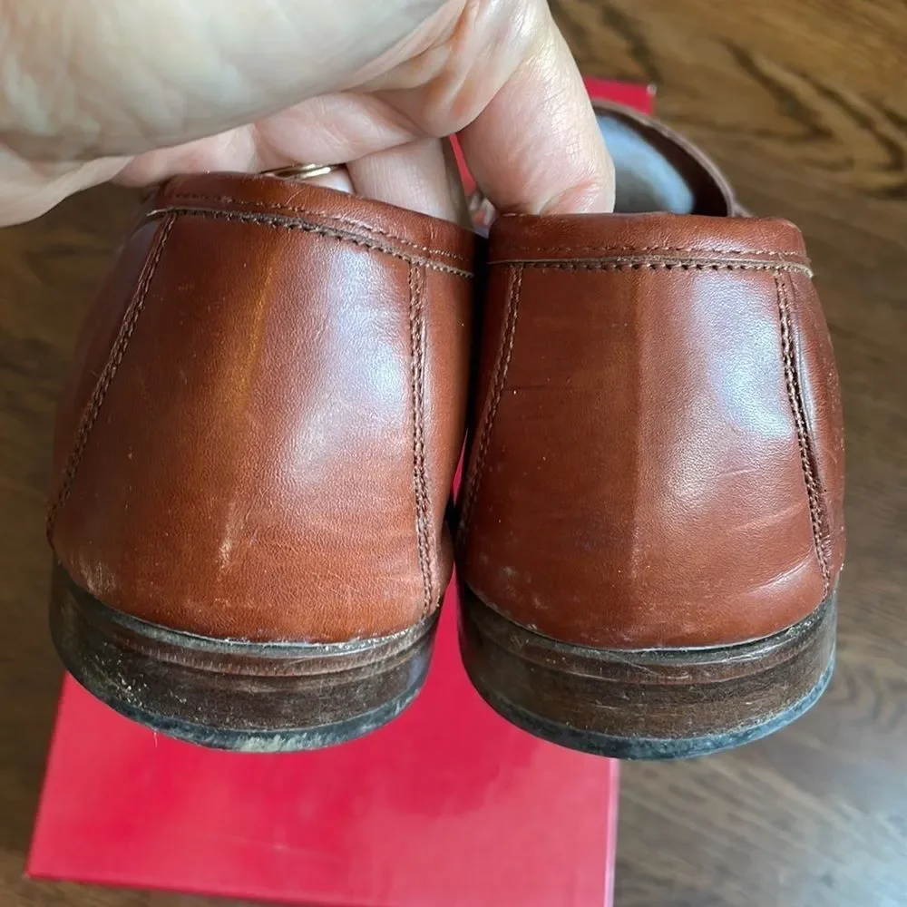 Vtg Salvatore Ferragamo “Varo” mahogany/brown slip on loafers‎ on original box